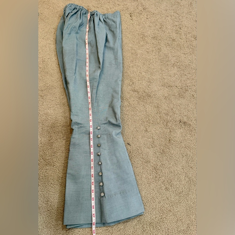 Fatima khan EMBROIDERED SILVER GREY shalwar kameez - Picture 11 of 13